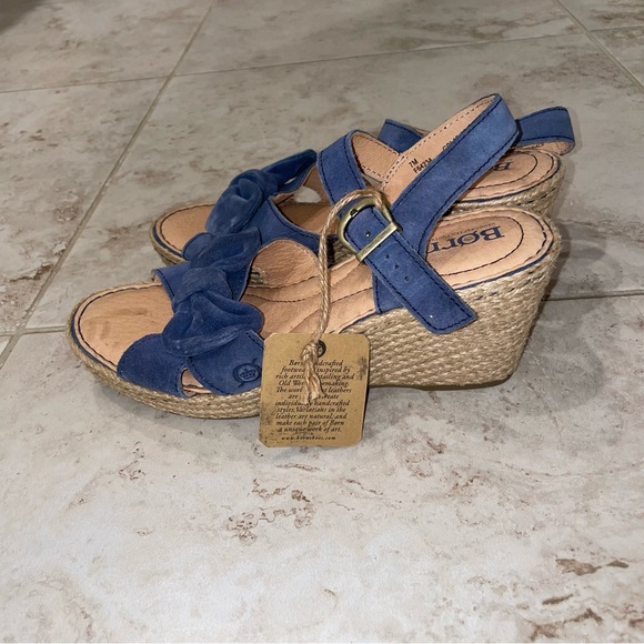 Born Monticello Knotted Wedge Sandals in Blue Suede - Picture 2 of 4